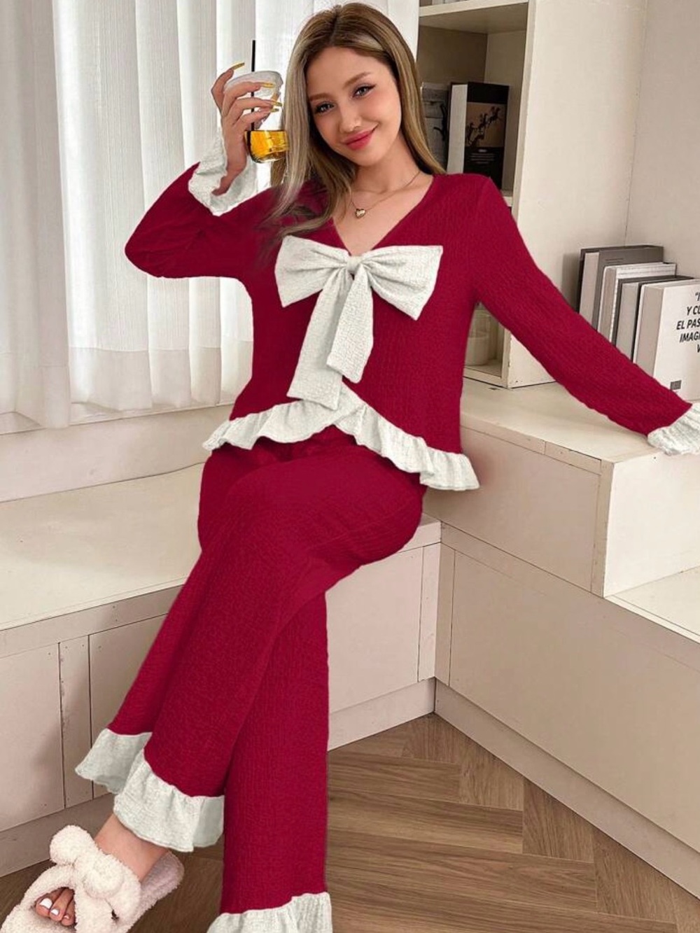 Women's Red Bow-Accent Lounge Set - Brand
